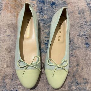 Buckle Women's Light Green Flats with Bow
